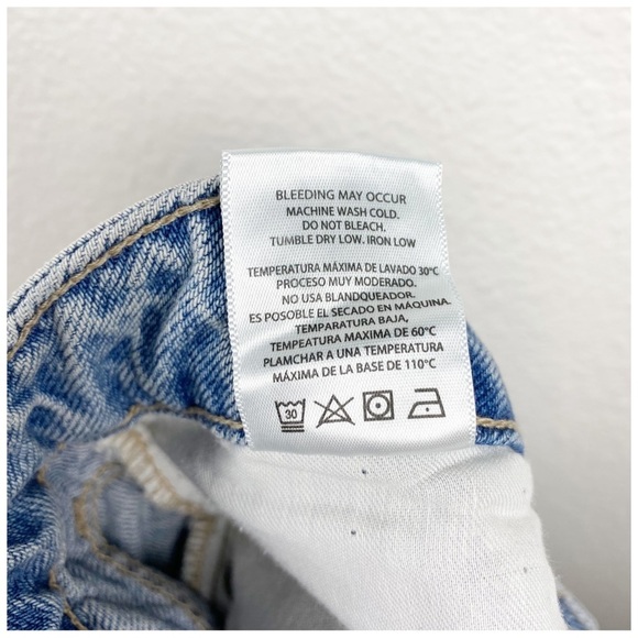 NWT‎ Carly Jean Distressed Topanga Boyfriend Jeans Size 2X - Picture 13 of 13